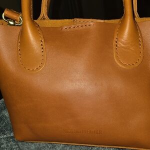 Elegant Tan Leather Handbag